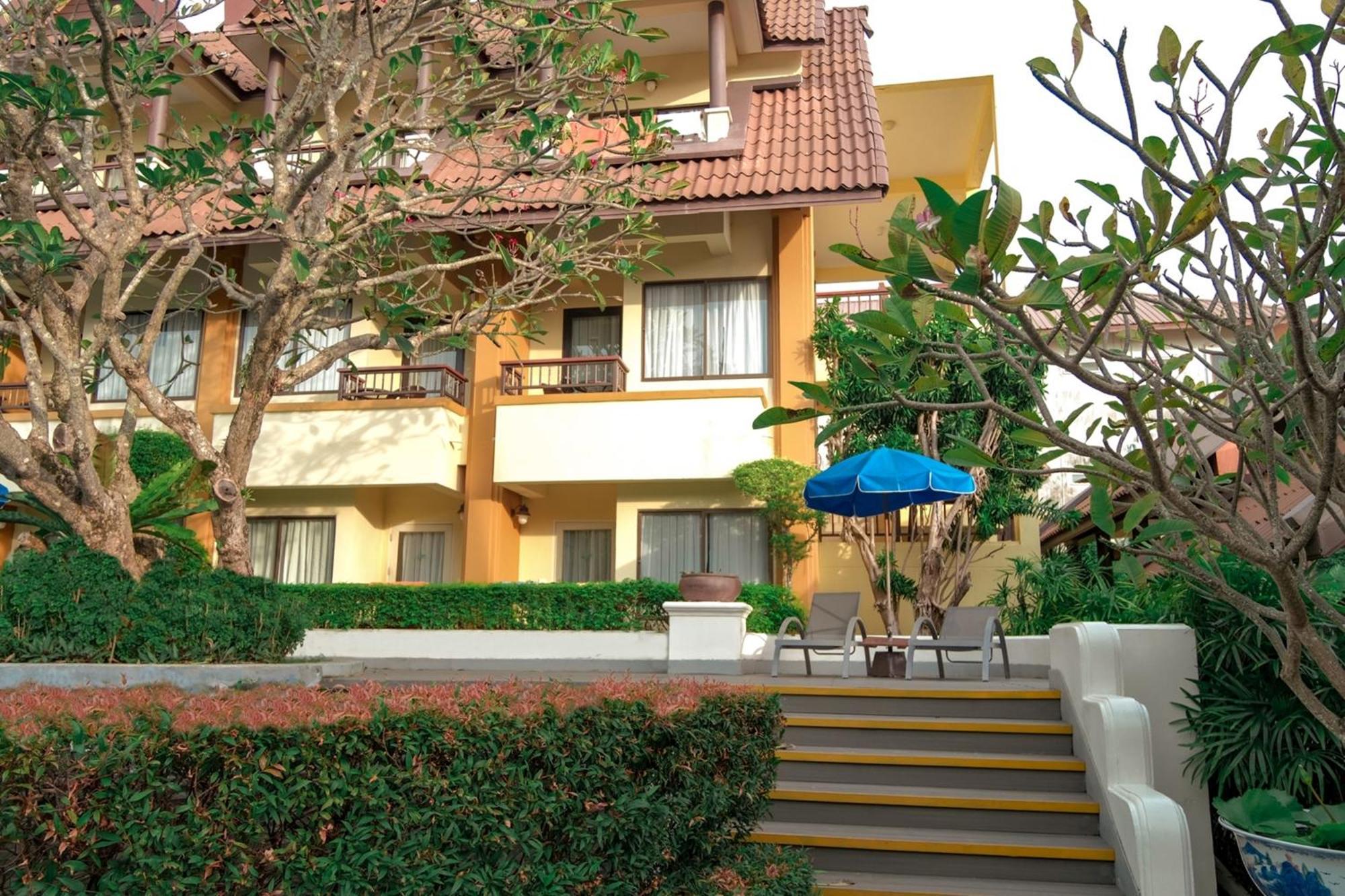 Diamond Cottage Resort & Spa Karon Exterior foto